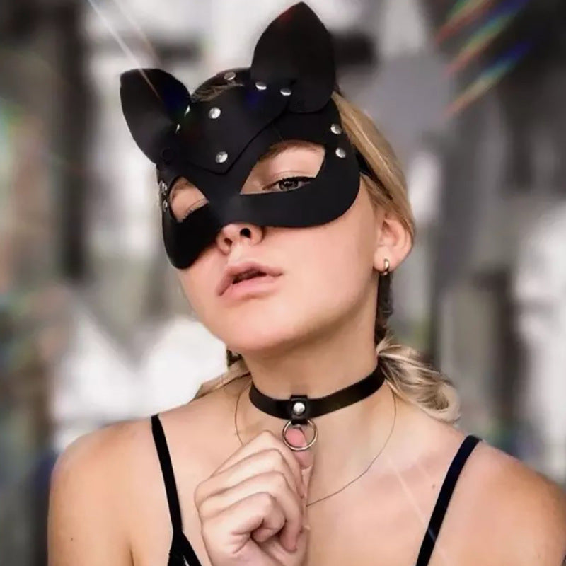 Seductive Fox Face Mask โ Mystery & Desire