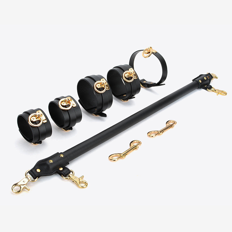 SM Bondage Toy – Leather Spreader
