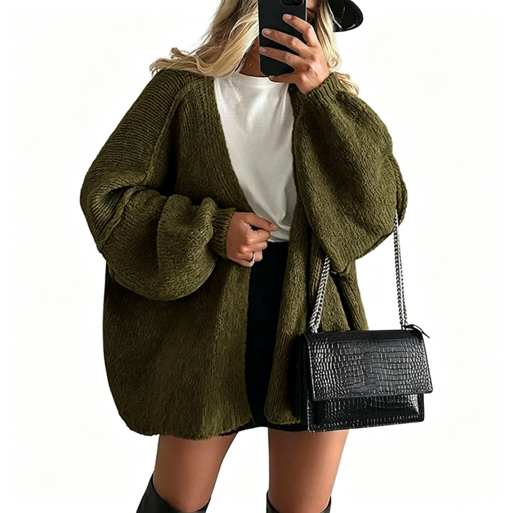 Women’s Chunky Knit Cardigan – Relaxed Fit