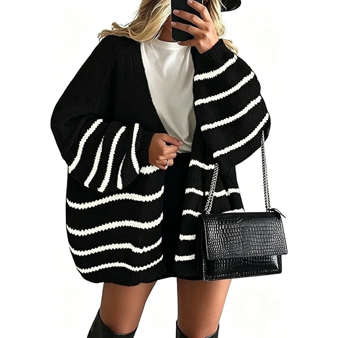 Women’s Chunky Knit Cardigan – Relaxed Fit