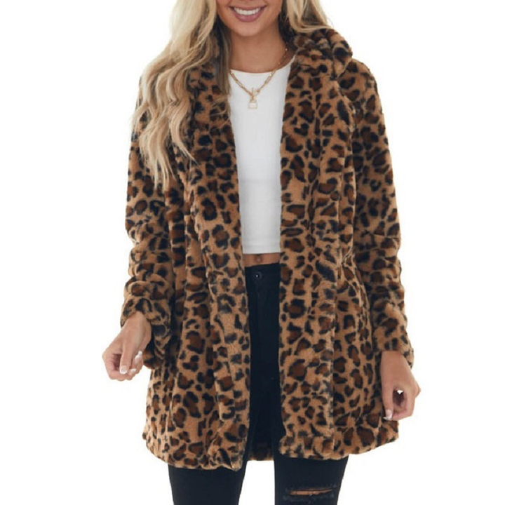 Women’s Leopard Print Faux Fur Coat – Cozy Oversized Jacket with Pockets