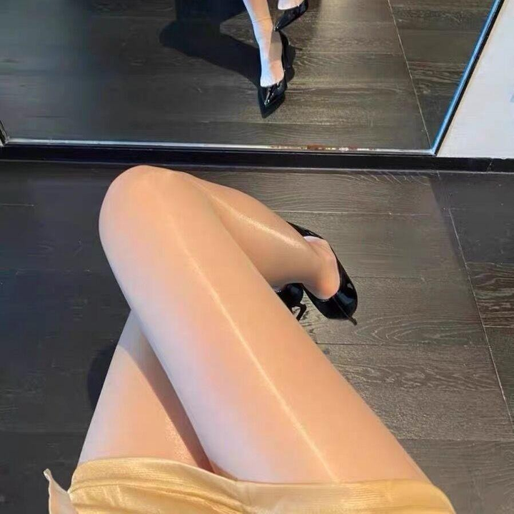 Women’s Ultra-Thin Shimmer Tights – High Stretch