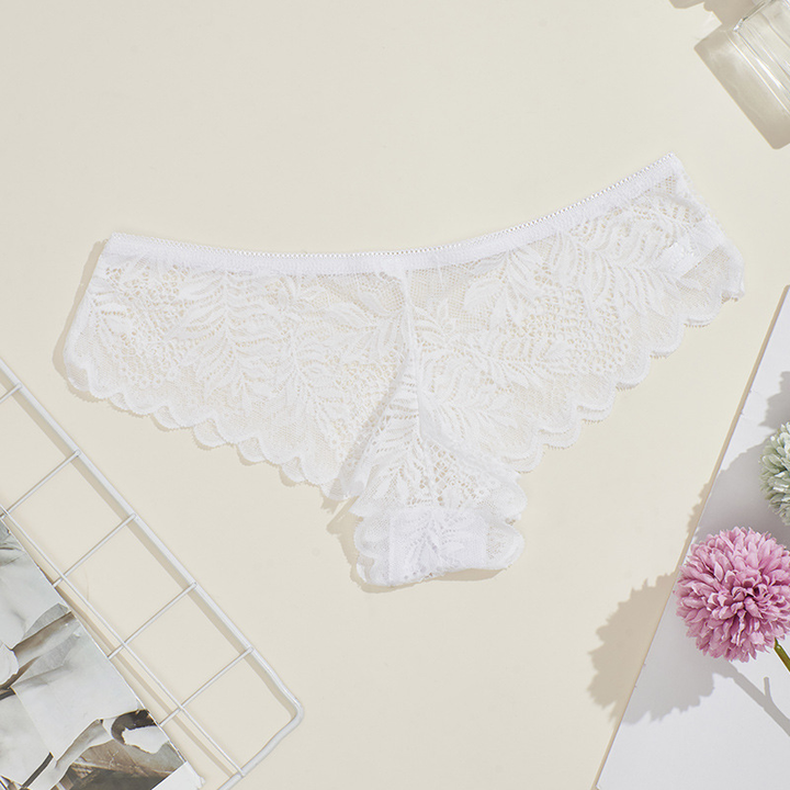 Women’s Lace Thong Underwear