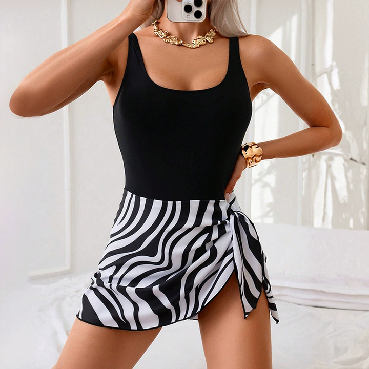 Women’s Printed Skirted One-Piece Swimwear
