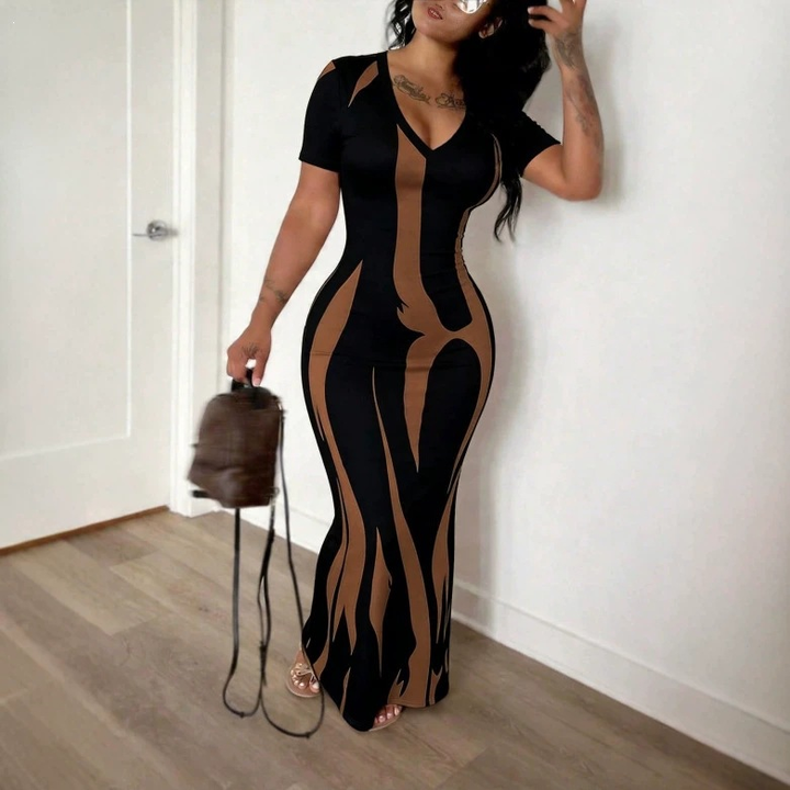 Color-blocked fitted long dress