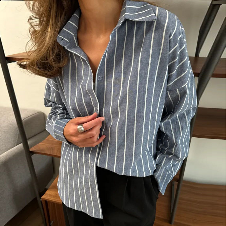 Loose V-neck shirt