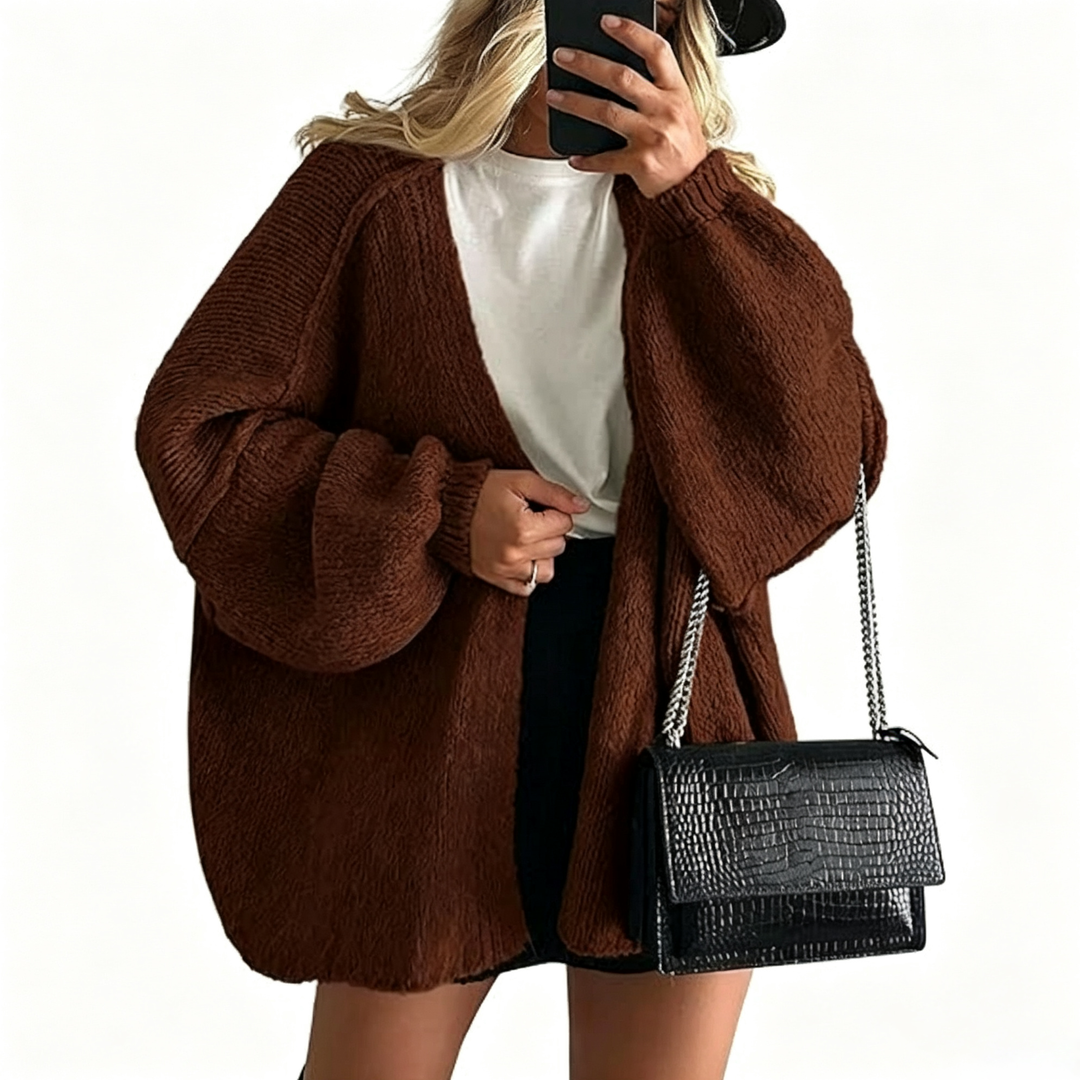 Women’s Chunky Knit Cardigan – Relaxed Fit