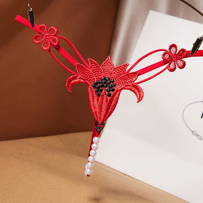Hollow Pearl Flower Thong