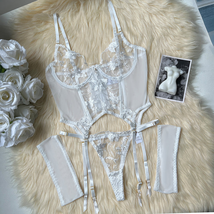 Popular Embroidered Mesh Bra Set