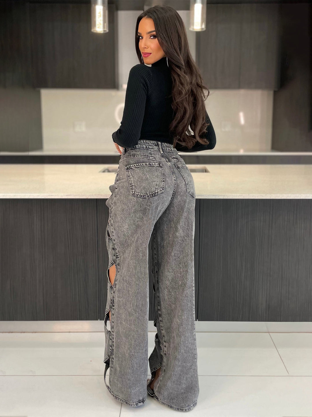 Twist Cutout Straight-Leg Denim Jeans