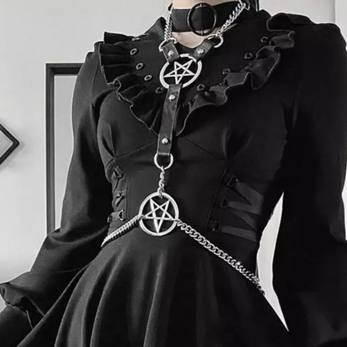 Integrated waist chain strap
